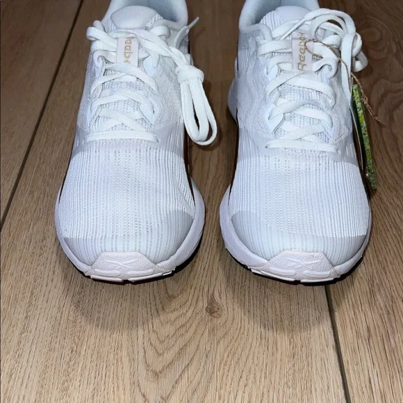 NWT - Reebok Energen Tech Plus Women's White & Gold Running/Course Athletic Shoe - Picture 4 of 15